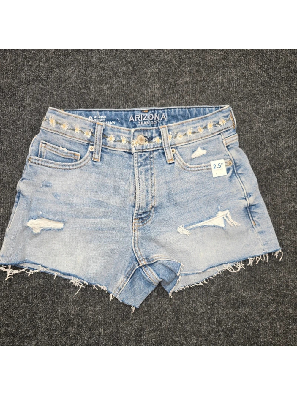 Arizona Daisy Embroidered Jean Shorts Distressed High Waisted Cutoff 0 NWT